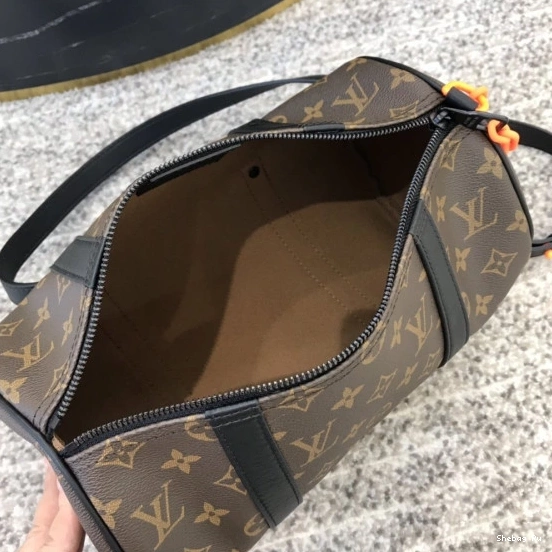 PAPILLON VUITTON LOUIS 0819